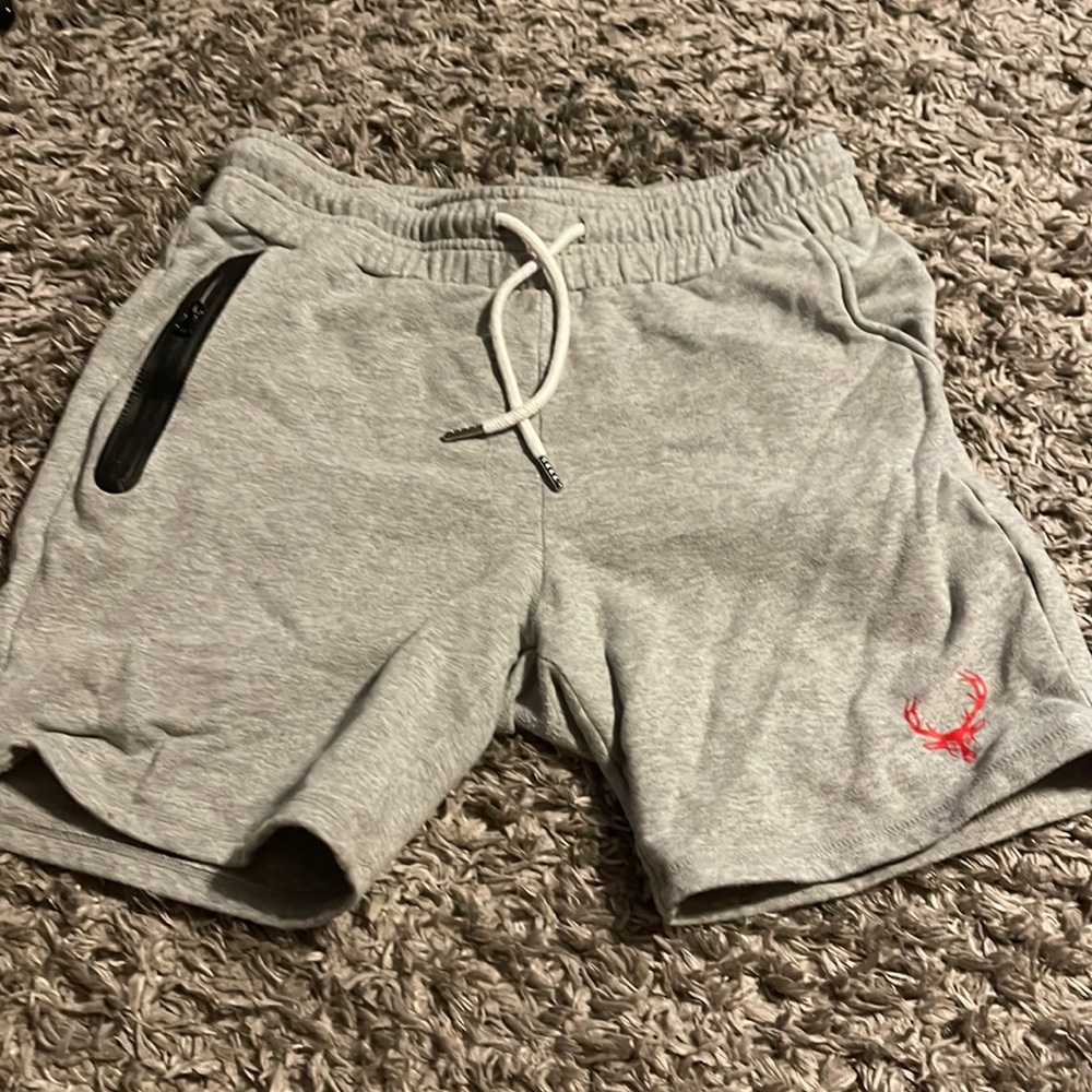 Bucked up men’s shorts(thick soft shorts)